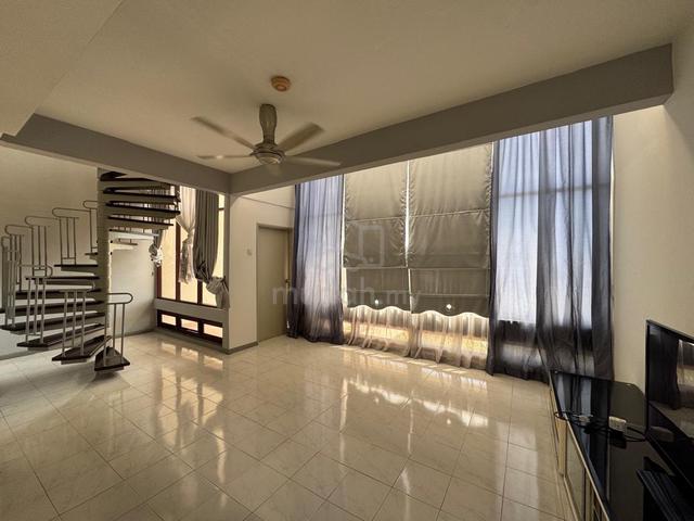 Golden Coast Condominium 1