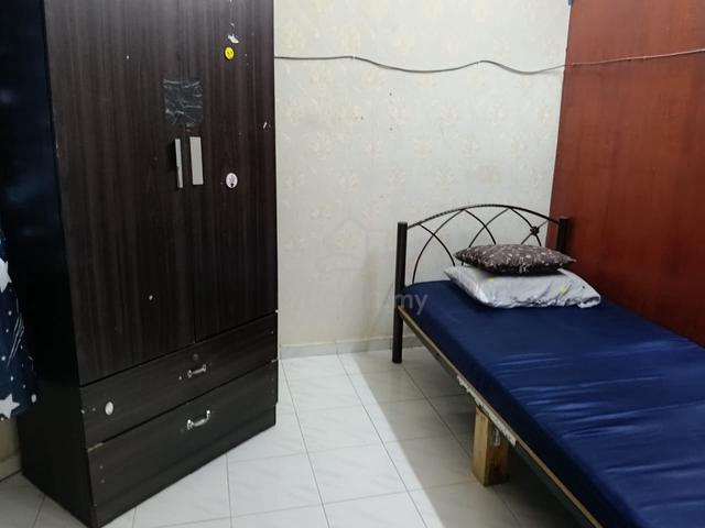 Bilik sewa lelaki dibandar Tangkaj 1