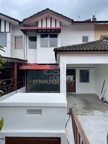 Double Storey Terrace, Taman Pinggiran Senawang, Seremban 1