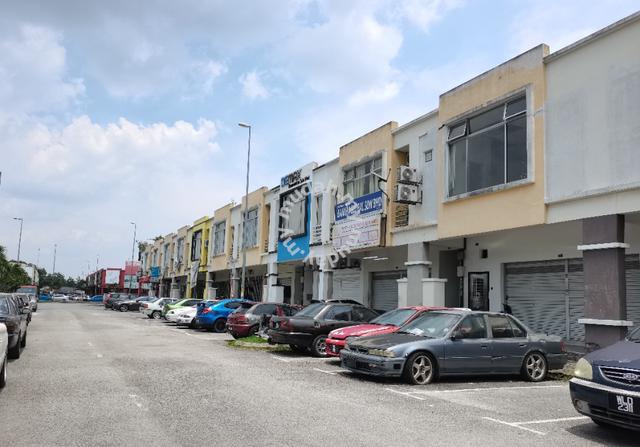 Bdr Putera 2 klang, Johan setia 3