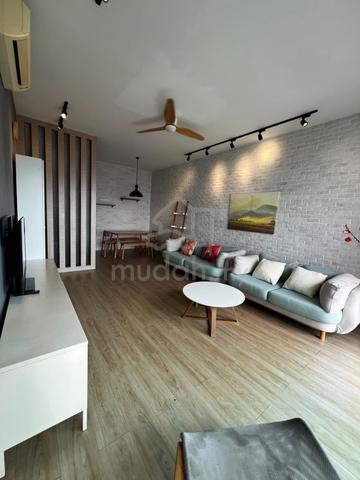 M Condominium @ Larkin 1