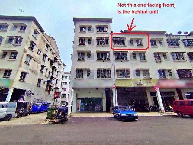 Dataran Otomobil Apartment 1