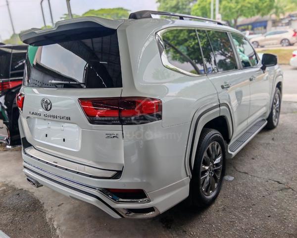 2024 Toyota LANDCRUISER 3.4 ZX FJA300W (A) - 4