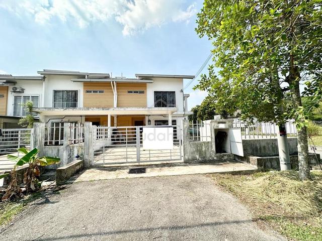 Double Storey Terrace End Lot Bromelia Bandar Seri Coalfields, Sungai 1
