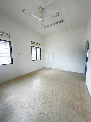 FOR SALE – Corner Lot Single Storey Terrace House @ Taman Nesa, PD 1