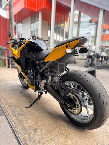 SUZUKI GSX-8r - photo 9 of 10