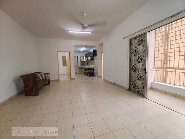 Kasuarina Apartment 1