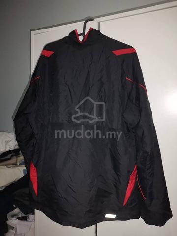 asics windbreaker  - photo 3 of 5