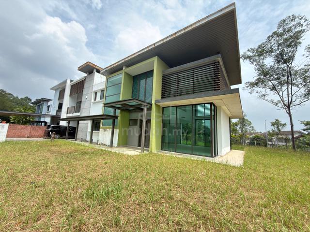 Ficus Peak Semi-D, Corner Unit, Denai Alam for sales 1