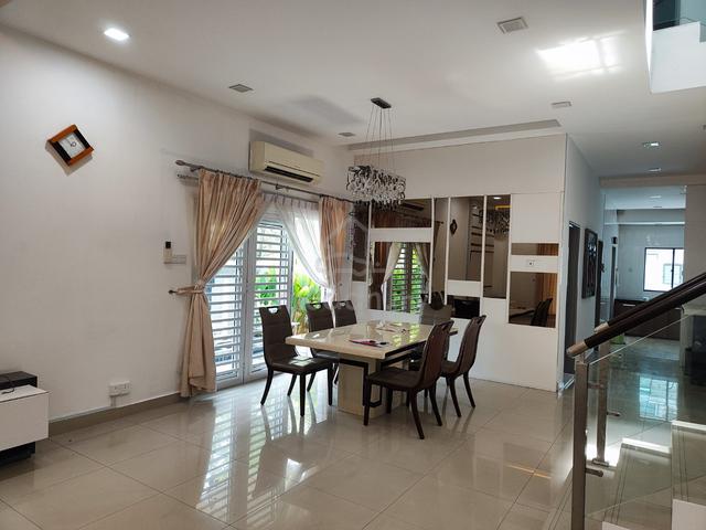 3 Storey House at The Peak Bukit Prima, Cheras for Sale: 1