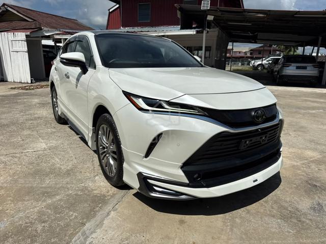 2021 Toyota Harrier Z with Modellista Bodykit - 1