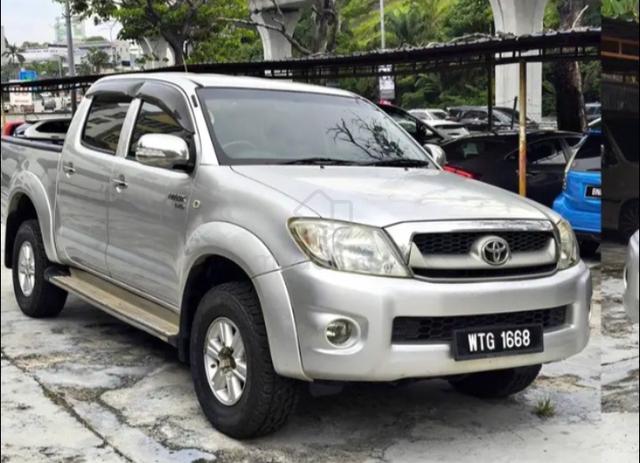 2011 Toyota HILUX 2.5 G (M) - 1