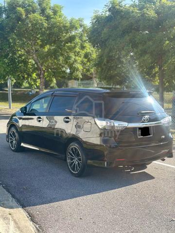 2014 Toyota WISH 1.8 S FACELIFT (A) - 4