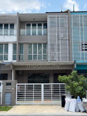 3-storey Terrace Gombak Ria House 1
