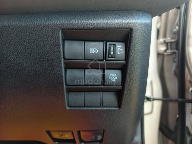 Toyota NOAH 2.0 FACELIFT 8SEAT 2POWER DOOR 8033AC - 5