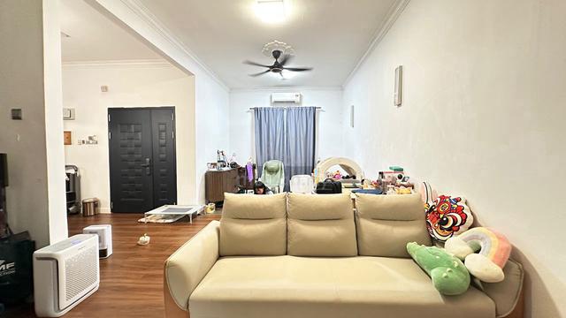 Renovated Partly Furnished 2sty in Kemuning Eria Shah Alam 1