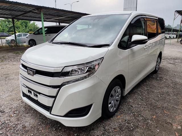 Toyota NOAH 2.0 X OFFER 8 YEARS WARRANTY - 1