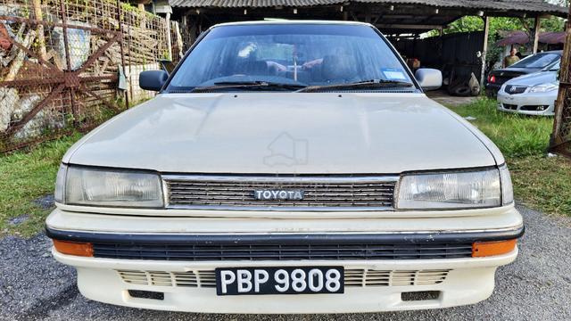 Toyota Corolla SE 1.6 (M) Direct Owner - 3