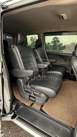 2022 Nissan SERENA 2.0 PREMIUM HIGHWAY STAR (A) - 4