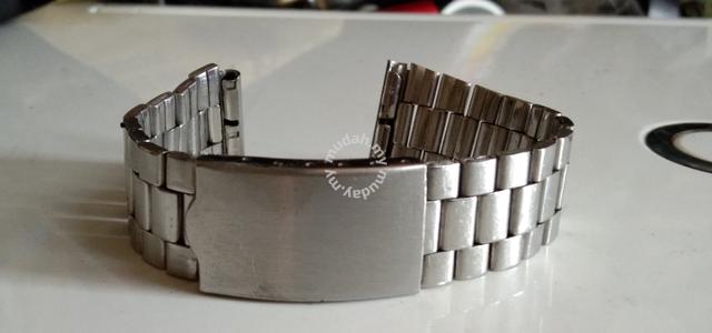 Buy 18mm 20mm Stainless Steel President Style Watch Bracelet Online in  India - Etsy