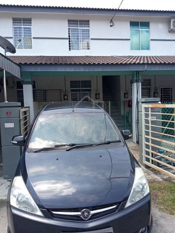 Master Bedroom Lelaki Bukit Katil Damai Furnished Selesa Luas Murah 1