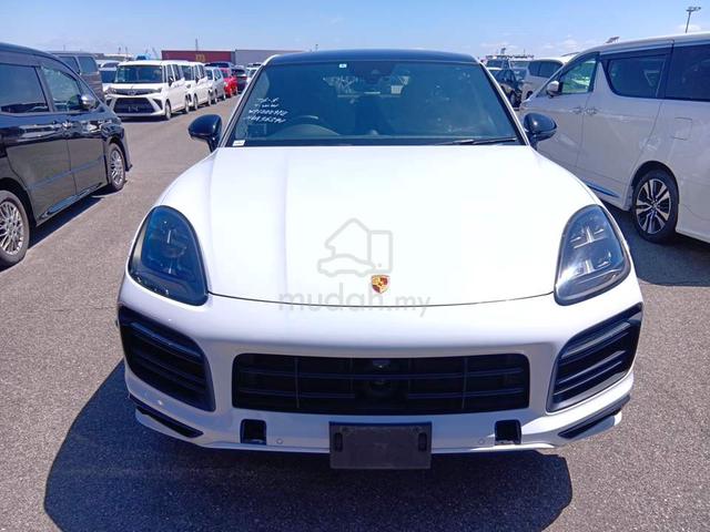 2022 Porsche CAYENNE 4.0 Coupe GTS V8 (Grade 5A) - 3