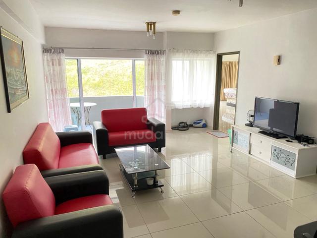 Golden Hills Resort (Amber Court Apartment) 1