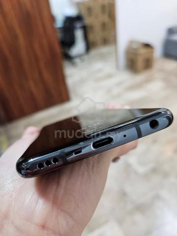 lg v50 5g think q - photo 6 of 6