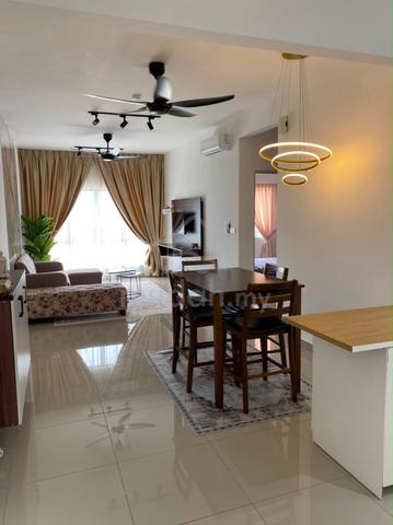 Fully furnished Acacia condo for rent 1