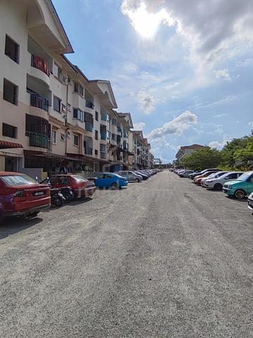 Taman Desa Kempas 1