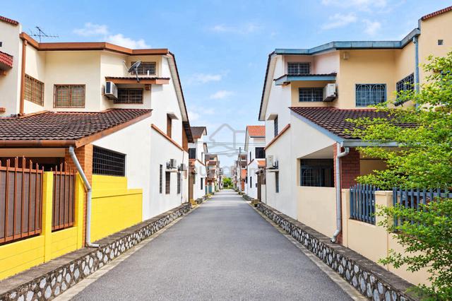 [Limited End Lot] Good Condition PJS 9 Bandar Sunway Nextto BRT Lagoon 1