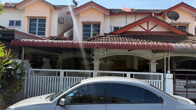 Teres 2 Tingkat Taman Air Tawar Indah,Telok Air Tawar,Butterworth. 1
