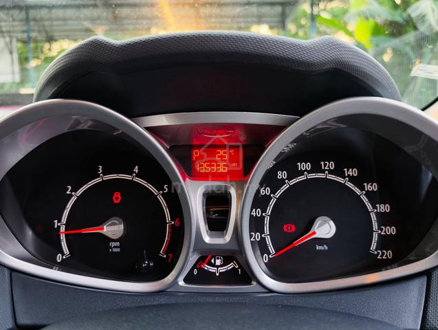 Ford FIESTA 1.6 Ti-VCT (A) SPORT HATCHBACK PERFECT - 5