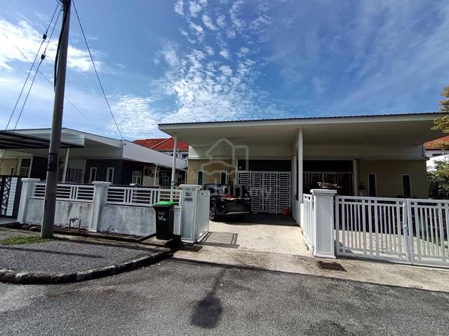 Homestay Untuk Dijual (termasuk perabot) Semi D Taman Kemudi 1