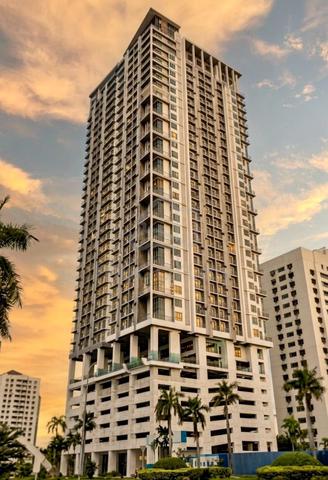 Bay Suites 1