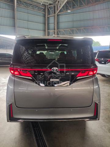 HARGA JACKPOT! Vellfire Z premier 2.4 turbo 2025 - 4