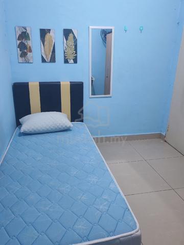 single room for rent at UCA 1 1