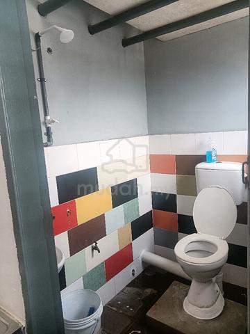 Bilik Sewa Pekan Menggatal  3