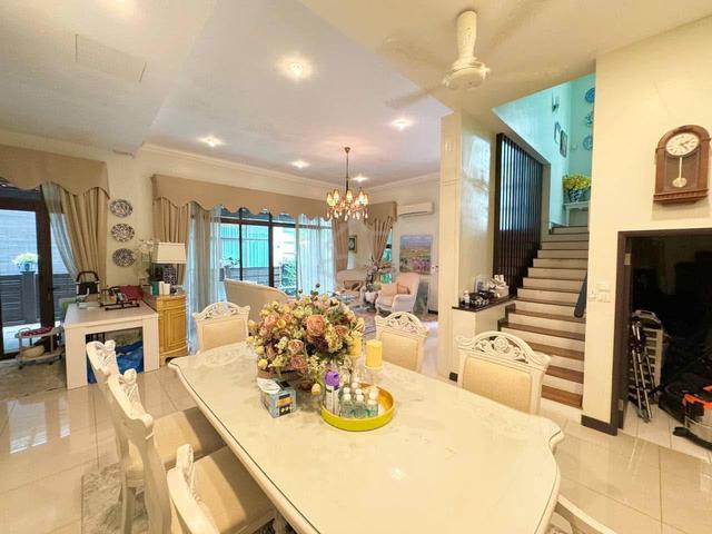 Semi-D @Restree USJ 17, USJ Selangor Selling With Fully Furnished 1