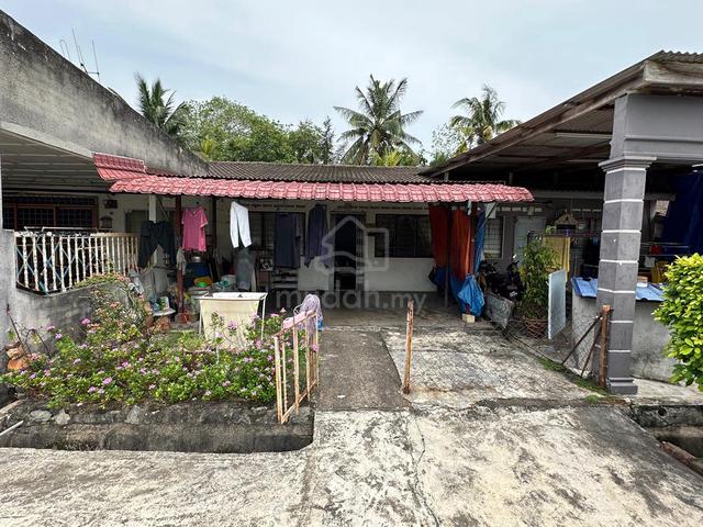 Single-Storey Terrace House in Peaceful Pasir Panjang 1