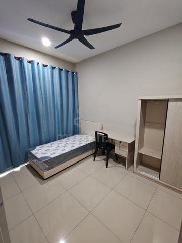 Georgetown Room for rent 1