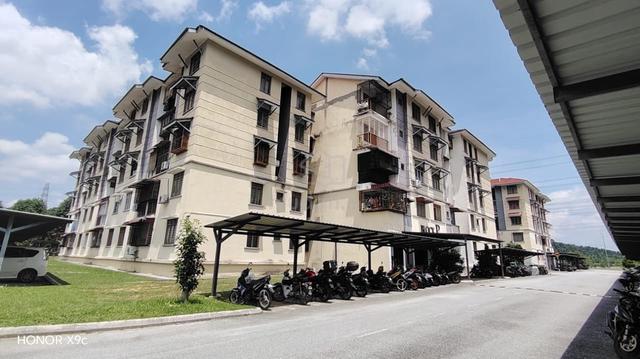 Sinar Apartment 1