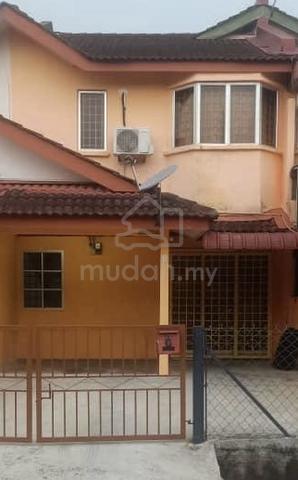 House Rent RM900 Taman Yayasan Segamat 1