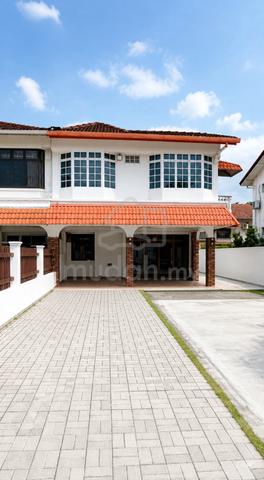 2 Storey Semi Detached House Taman Pelangi ,3 km to CIQ & RTS 1