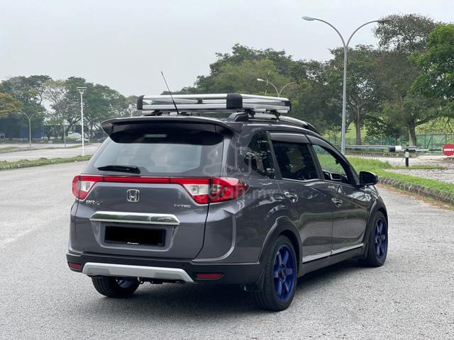 2018 Honda BR-V 1.5 V TIP TOP CONDITION - 2