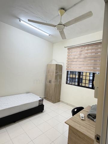Clean middle room in Sunway, walking distance to sunway geo, sunMed 1