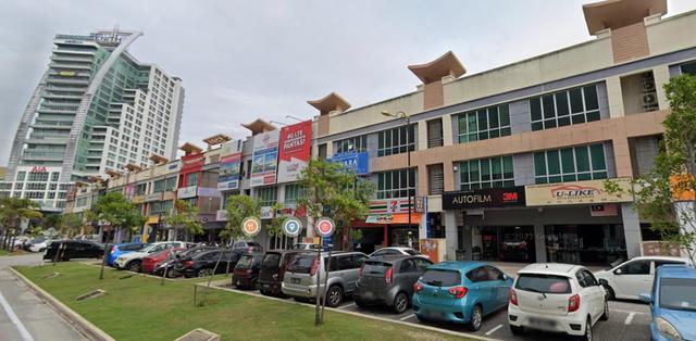 Upstairs Unit: 1st & 2nd Floor Unit @ Jalan Putra Square, Kuantan 1