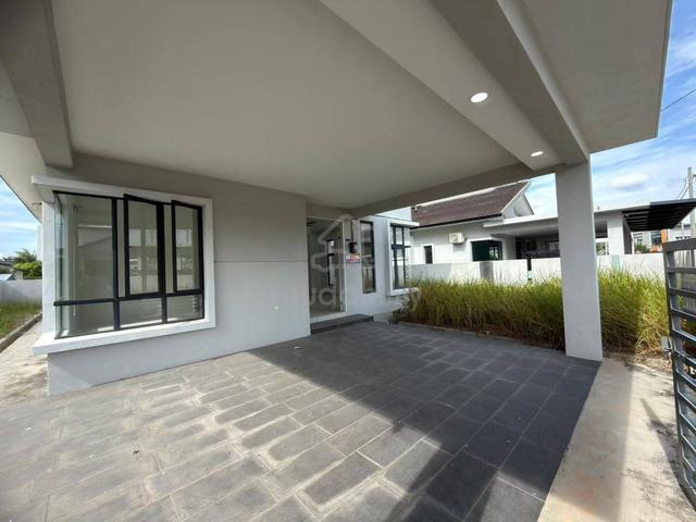 Freehold Guarded Single Storey Bungalow Taman Samarinda One Krubong 1