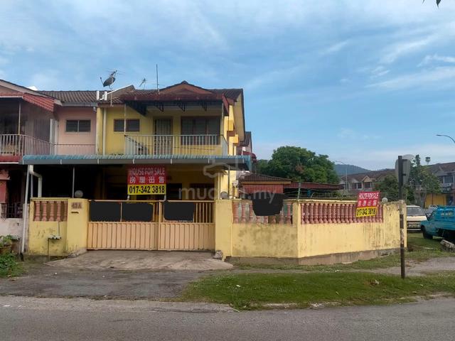 Perak Menglembu Leasehold 2-Storey Terraced House For Sale 1