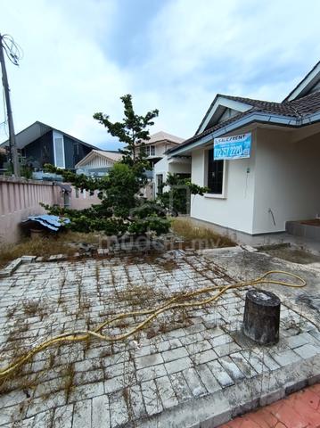 Single Storey Bungalow For Sale in Batu 9 Cheras 1